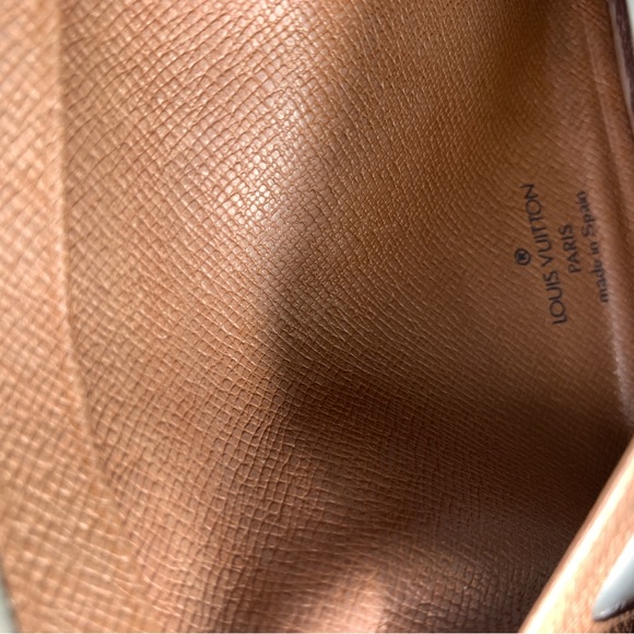 ❗️Sold❗️LOUIS VUITTON Monogram Canvas Bifold Card Case ID Case card holder - Picture 16 of 17